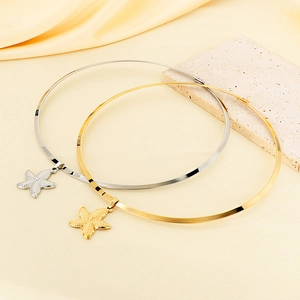 Chic 18K gold and silver stainless steel starfish pendant choker on silk fabric