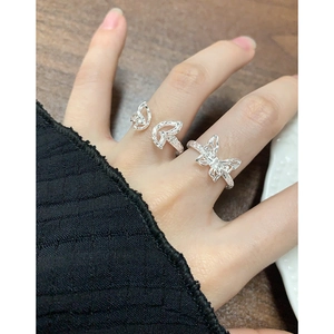 Elegant S925 sterling silver butterfly and branch open rings worn on female hand
