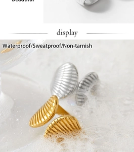 Waterproof stainless steel rings with shell texture shown in soap bubbles