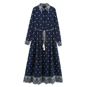 Dunkelblaues Maxikleid Polyester Stickerei Langarm Umlegekragen Einreihig A-Linie Seilgürtel Quaste Elegant Damen
