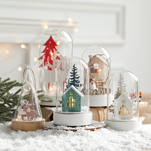 Décoration De Noël Dôme En Verre Lumière LED Chaude Socle En Bois Paysage Miniature Maison De Neige Renne Gnome Bureau