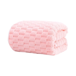 Pink pineapple pattern coral fleece bath towel with soft thick absorbent texture