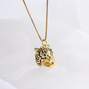 18K gold plated leopard head pendant necklace with sparkling cubic zirconia accents