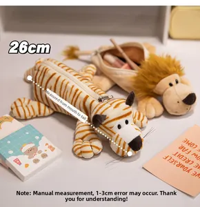Astucci in peluche da 26 cm con disegni di tigre e leone e chiusura lampo sul retro
