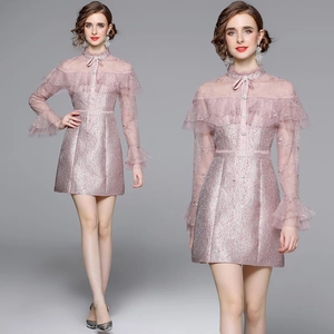 Robe Mini En Dentelle Jacquard Rose Pour Femmes Élégante Vintage Français Broderie Mesh Col Haut Noeud Manches Longues Évasées