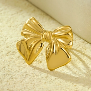 Elegant 18K gold bow-shaped stainless steel ring with a high-polished mirror finish
