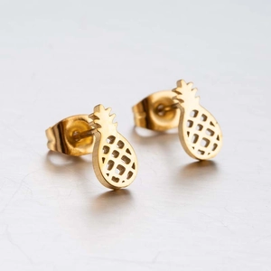 Boucles d'oreilles ananas minimalistes en acier inoxydable doré au design ajouré