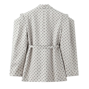 Blazer à pois pour femme avec ceinture à nouer et épaules structurées chic