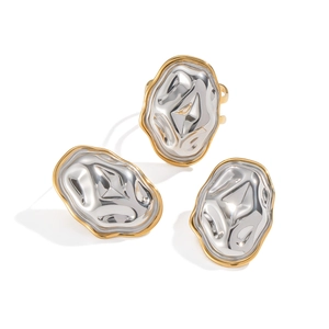Minimalist geometric hammered stainless steel jewelry set with silver and gold finish