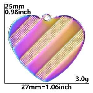 Macro shot of 25mm rainbow heart pendant in 18k gold plated steel with size parameters