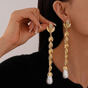 Long Dangle Earrings With Silver Earring Post Alloy Rhinestone Leaf Shape White Imitation Artificial Pearl For Women Elegant