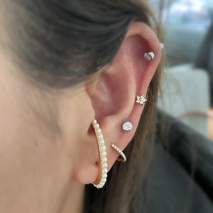 Stainless Steel Faux Artificial Pearl C Shape Screw Back Earrings With Zircon Inlaid Vintage Elegant Cartilage Piercing Jewelry