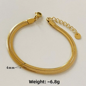 Detail of 4mm golden stainless steel snake chain bracelet with clasp and tag