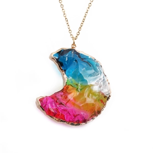 Collier lune arc-en-ciel avec bordure dorée et chaîne fine en acier inoxydable