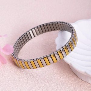 Minimalist elastic stainless steel bracelet with alternating gold and silver square links