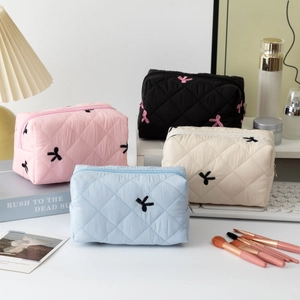 Quilted Cosmetic Bag Bowknot Embroidered Polyester Makeup Pouch Portable Travel Organizer For Women Versatile Storage