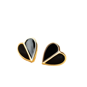 Fashionable gold-plated heart stud earrings with black enamel diagonal split design
