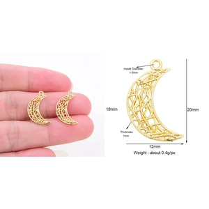 Copper crescent moon charm pendant for DIY jewelry making with size and weight specs