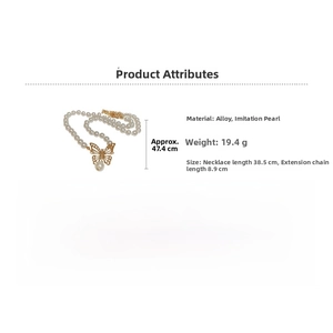 Détail du collier ras du cou papillon doré et perles avec spécifications de longueur