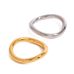Minimalist irregular geometric stainless steel rings in gold and silver high-polish finish