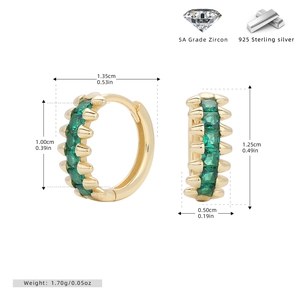 Detailed size and material diagram of 925 silver earrings with green zircon stones
