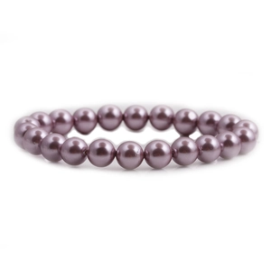 Élégant bracelet de perles violettes pour femmes avec des perles rondes sur fond blanc