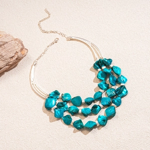 Bohemian multi-layer necklace with turquoise beads and silver metal chain for beach vacation