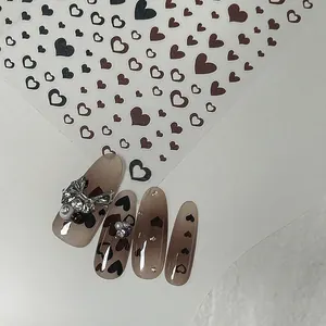 Autocollants à ongles rétro japonais avec motifs cœurs noirs et blancs et perles