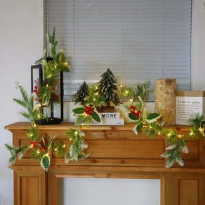 Christmas Pine Needle Rattan Garland With Red Berries And LED Warm Lights Plastic For Fireplace Mantle Wall Decor