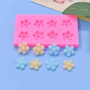 Pink 8-cavity floral silicone mold for cake fondant and chocolate DIY baking crafts