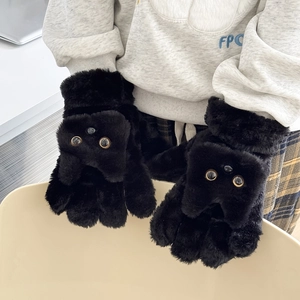 Cute black plush cat mittens featuring fluffy faux fur and thick windproof winter design