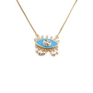 Collier mauvais œil doré avec pendentif cœur en émail bleu et glands en zircon