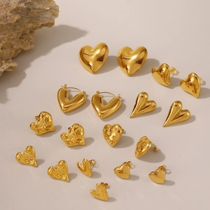 Fashion Stainless Steel Heart Stud Earrings Women Simple Rhinestone Gold Silver Plated Heart Earrings Commuter Jewelry Gift