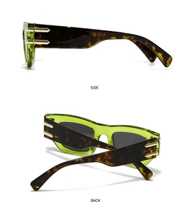 Vue latérale et arrière de lunettes œil de chat vertes avec branches en écaille de tortue
