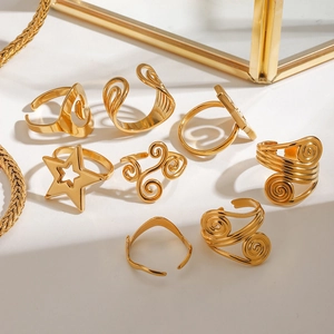 Set of 18K gold-plated stainless steel hollow star open rings with adjustable design