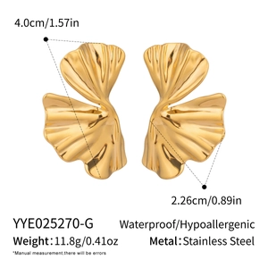 Detailed view of 18K gold ginkgo leaf earrings with dimensions and material specs