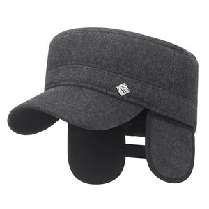 Berretto invernale in tweed grigio scuro con paraorecchi, cappello caldo militare da uomo