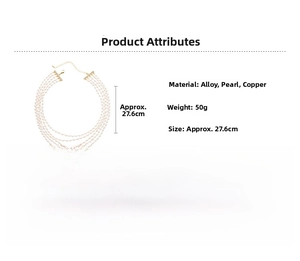 Detail of multilayer pearl necklace with dimensions 27.6cm and gold lobster clasp