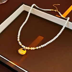 New Chinese style pearl lucky bag pendant necklace with vintage gold finish for women