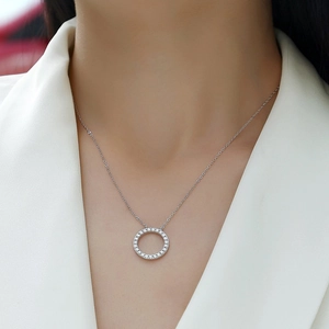 Elegant S925 sterling silver circle necklace with sparkling moissanite on a model