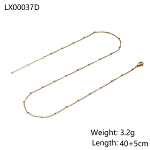 Detail view of golden snake chain showing lobster clasp, length 40+5cm and weight 3.2g