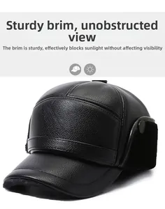 Détail de la casquette homme en cuir d'hiver avec doublure en peluche et protège-oreilles