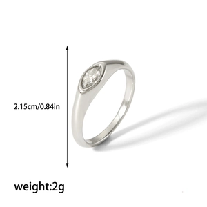 Detail of 18K gold stainless steel marquise ring with size 2.15cm and weight 2g labels