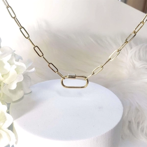 Gold vacuum-plated stainless steel paperclip chain necklace with oval spring clasp buckle