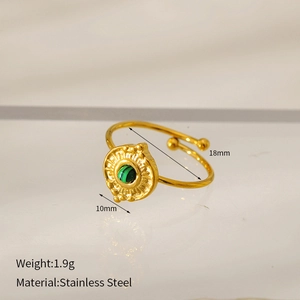 Detail of 18k gold plated stainless steel ring with malachite inlay and dimensions
