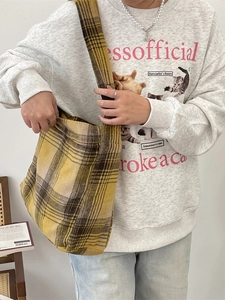 Retro plaid wool shoulder bag for women with large capacity and wide strap