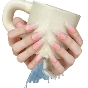 Handgefertigte lange Sarg-Kunstnägel mit natürlichem rosa-weißem Ombre-Glanzfinish