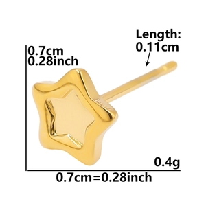Detail showing dimensions of golden pentagram star stud earring in stainless steel