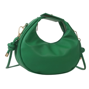 Sac croissant vert chic en similicuir plissé avec détails de fermeture éclair dorée