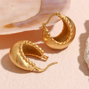Vintage 18K gold-plated stainless steel hoop earrings with a matte brushed sphere texture